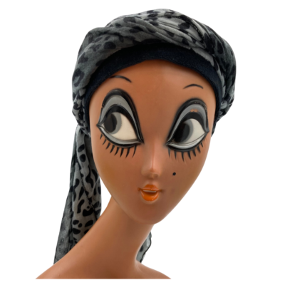 Bonnet noir velours voile motif léopard gris et noir